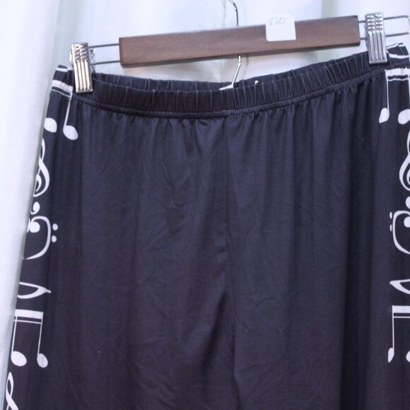 Chic Black Graphic Joggers for Women - Picture 5 of 13